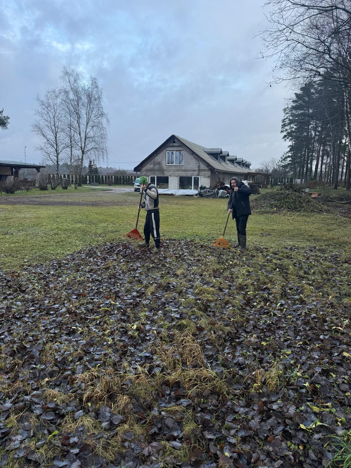 WhatsApp Image 2025-12-09 at 12.05.28